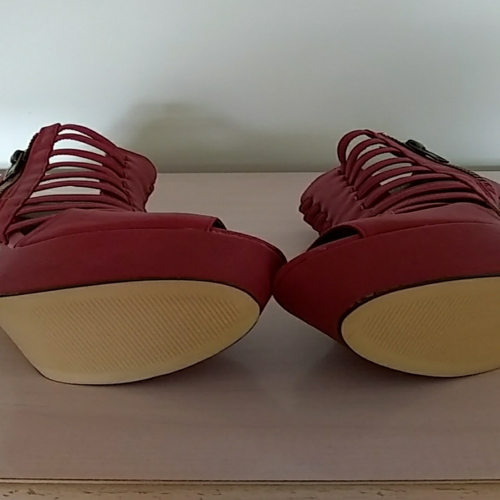 Shoes - Picture 3 of 5